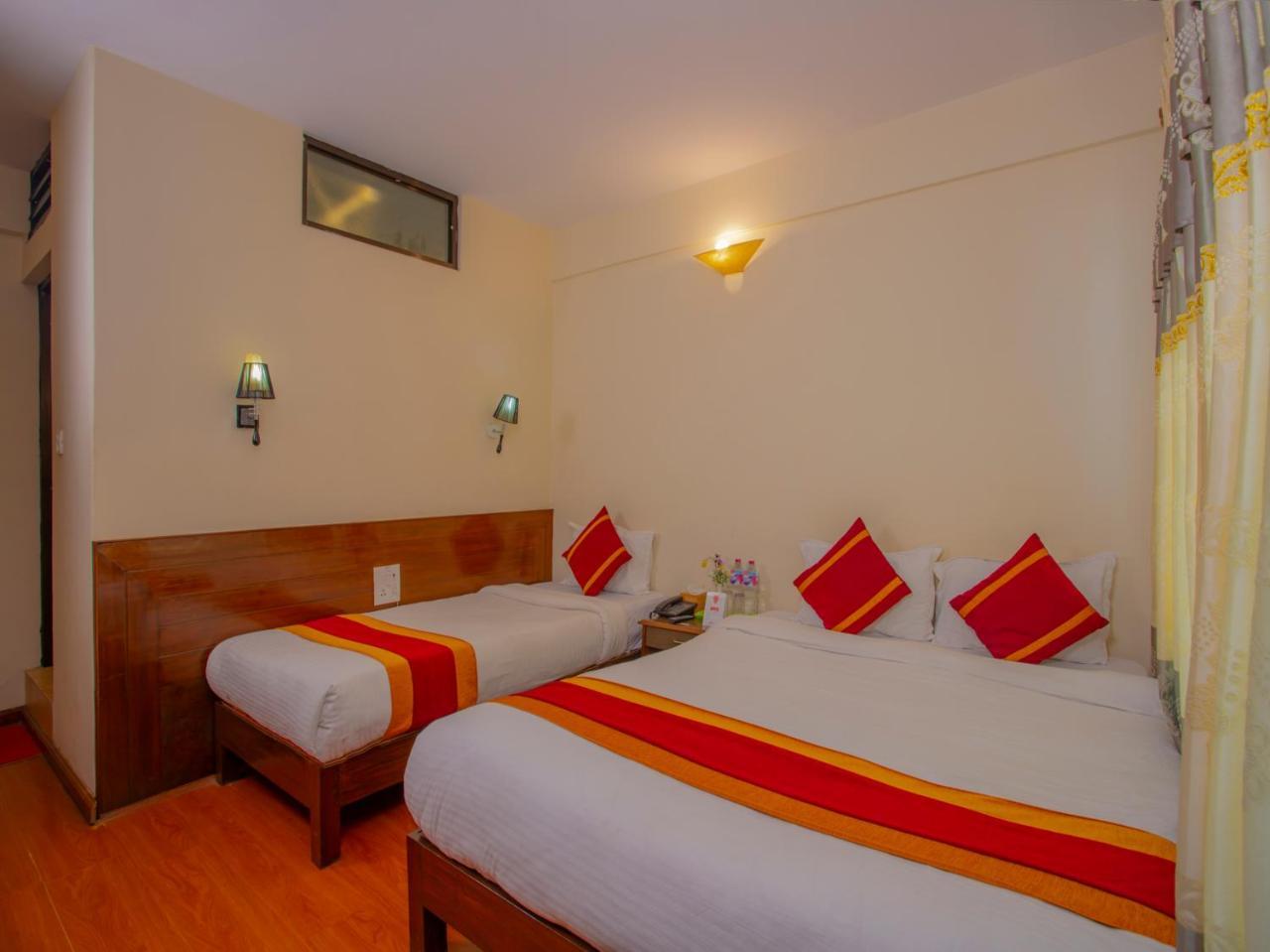 Hotel Garuda Inn Pokhara Luaran gambar