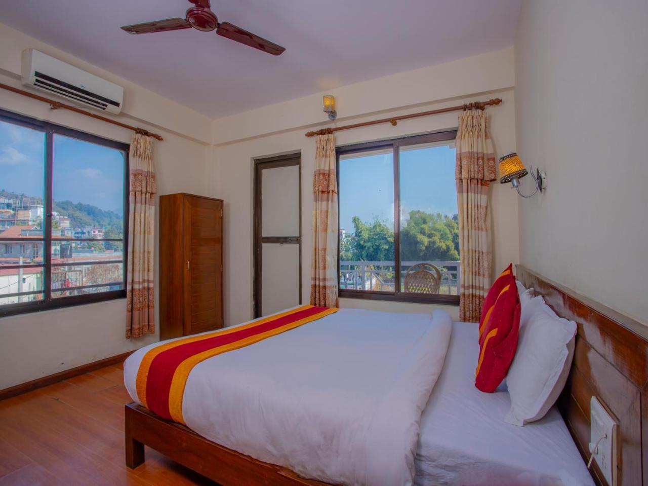 Hotel Garuda Inn Pokhara Luaran gambar